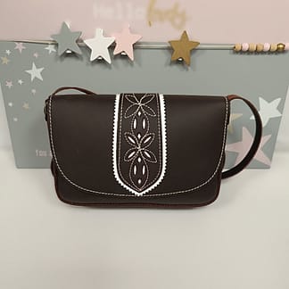 Bolso bandolera en piel picado central