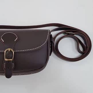 Bandolera de Piel Marrón con Hebilla